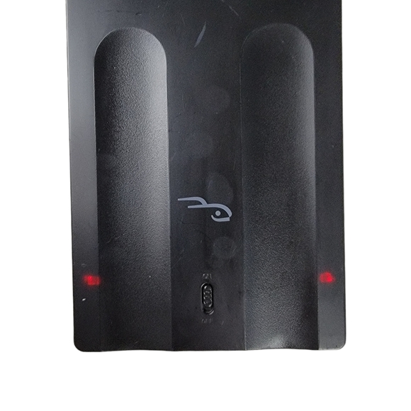 Rocketfish Wii Slim Induction Charger RF-GWII1121 - Picture 4 of 7